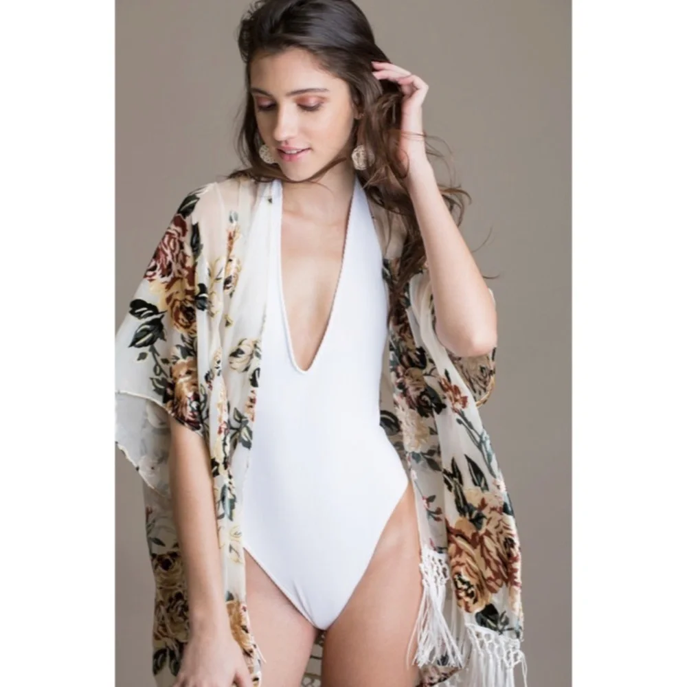 Maya Island Velvet Floral Macrame Tassel Fringe Kimono Cream Coverup Wrap - Picture 7 of 7